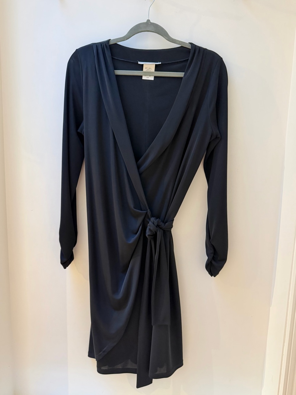 Papillon Blanc Black Long-Sleeve Wrap Dress with Side Knot